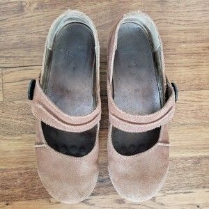 Dansko Women's Crepe Suede Leather Mary Jane Size 41 or 10.5